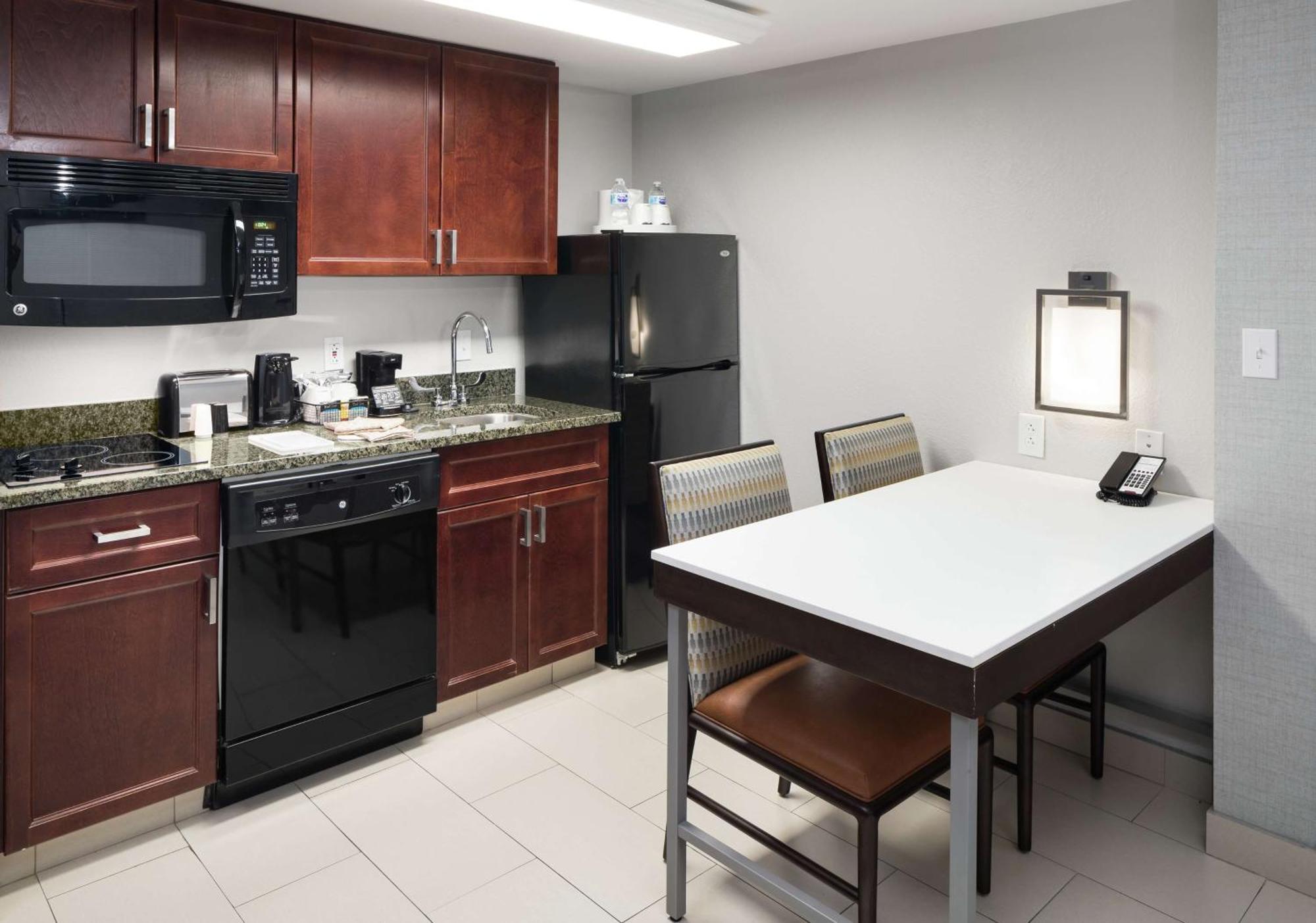 Hampton Inn & Suites Memphis-Beale Street Екстериор снимка